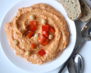 Hummus met geroosterde paprika