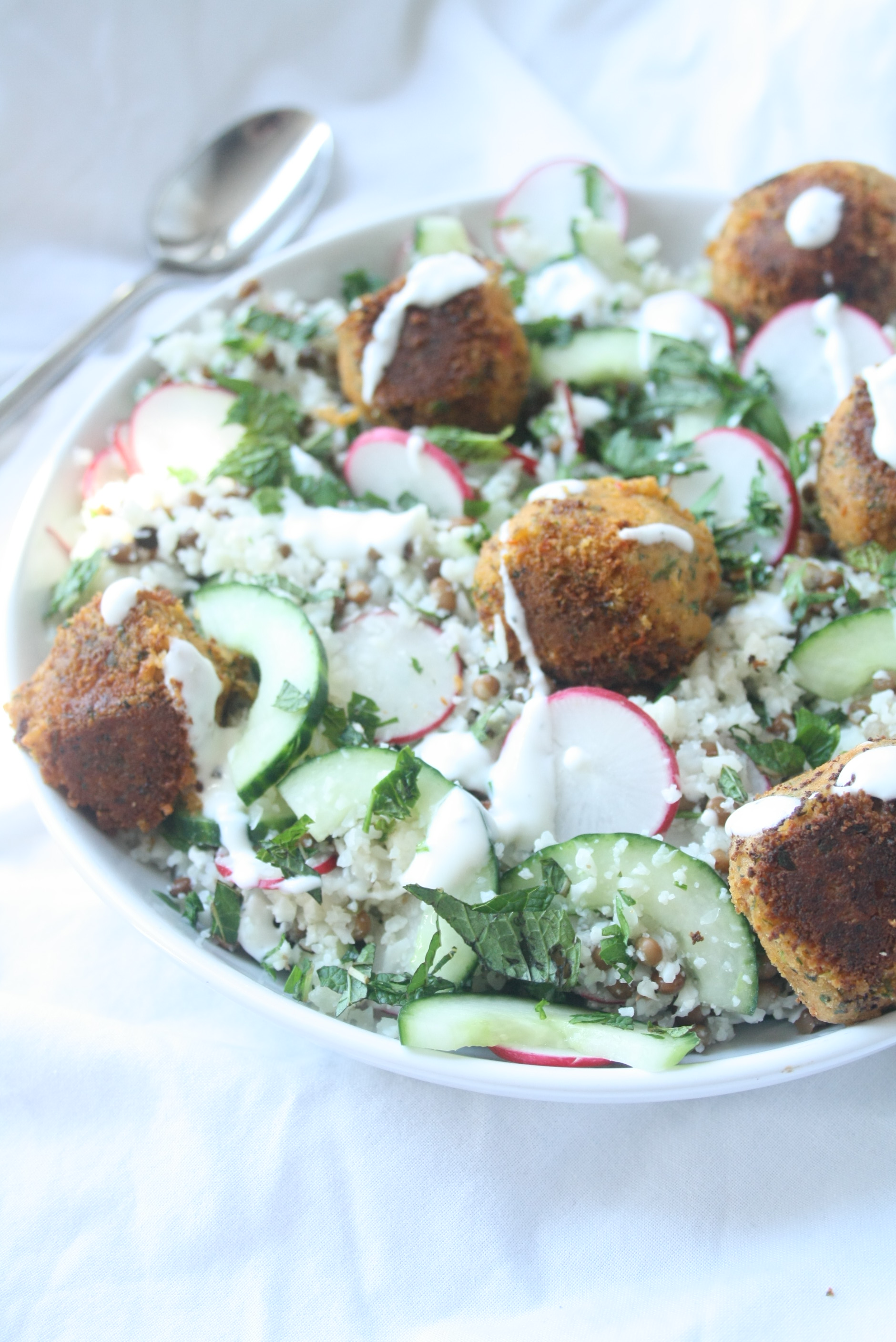 Bloemkool couscous en falafel