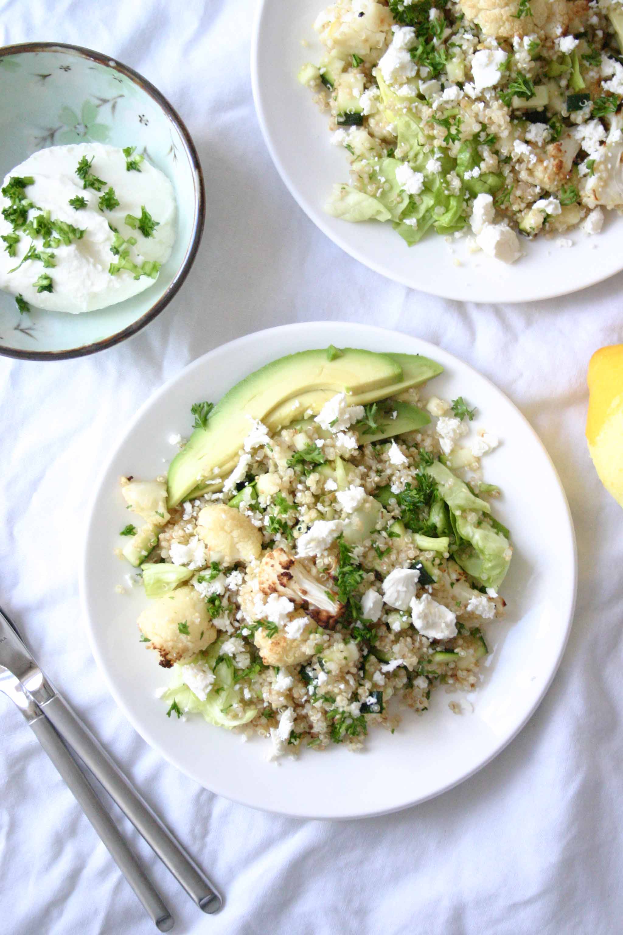 Quinoa salade met geroosterde bloemkool